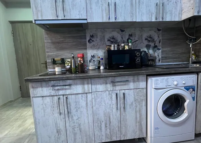 Cosy Apartment With Good Location Self Check In