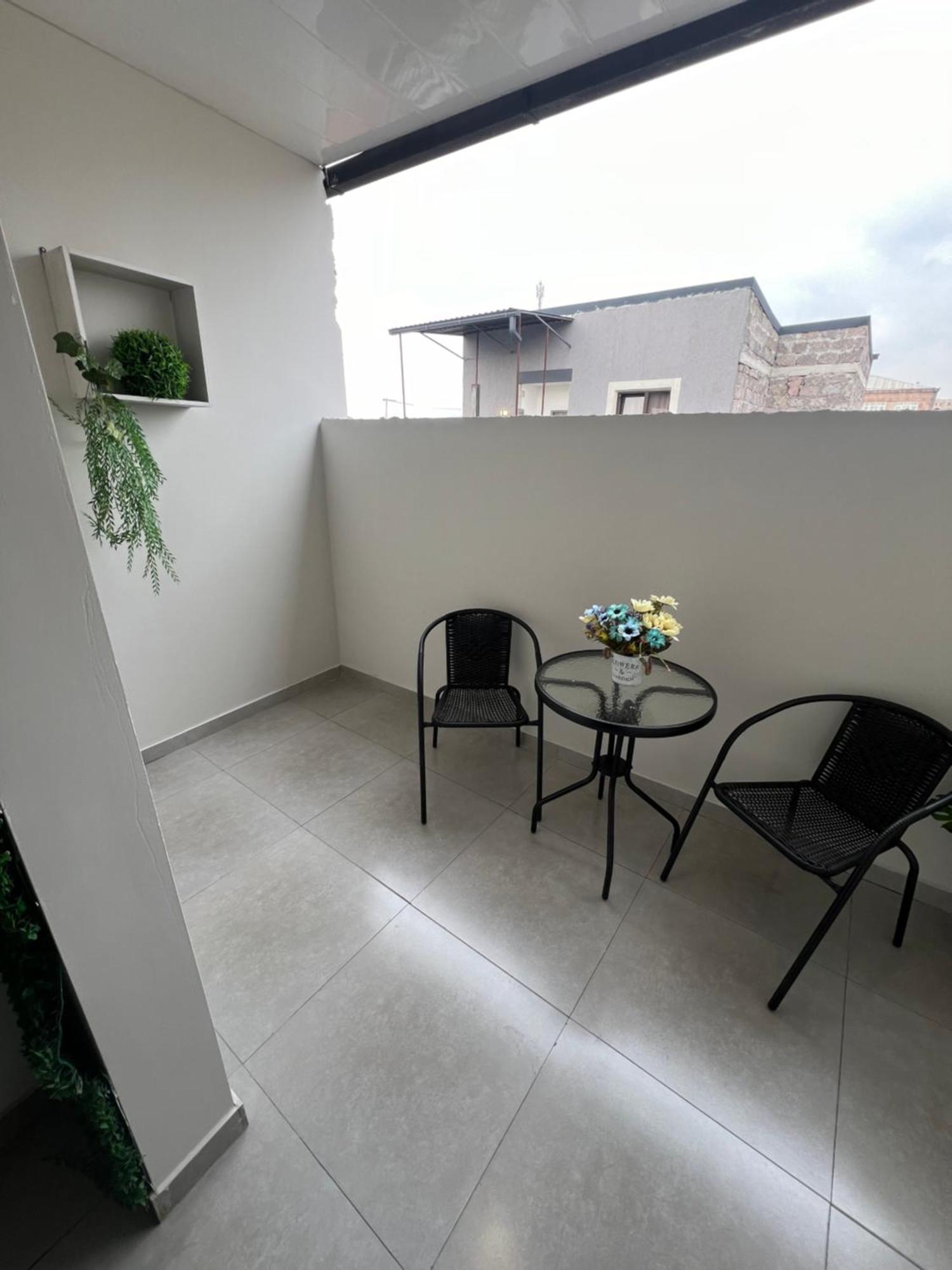 Apartment Cosy With Good Location Self Check In
