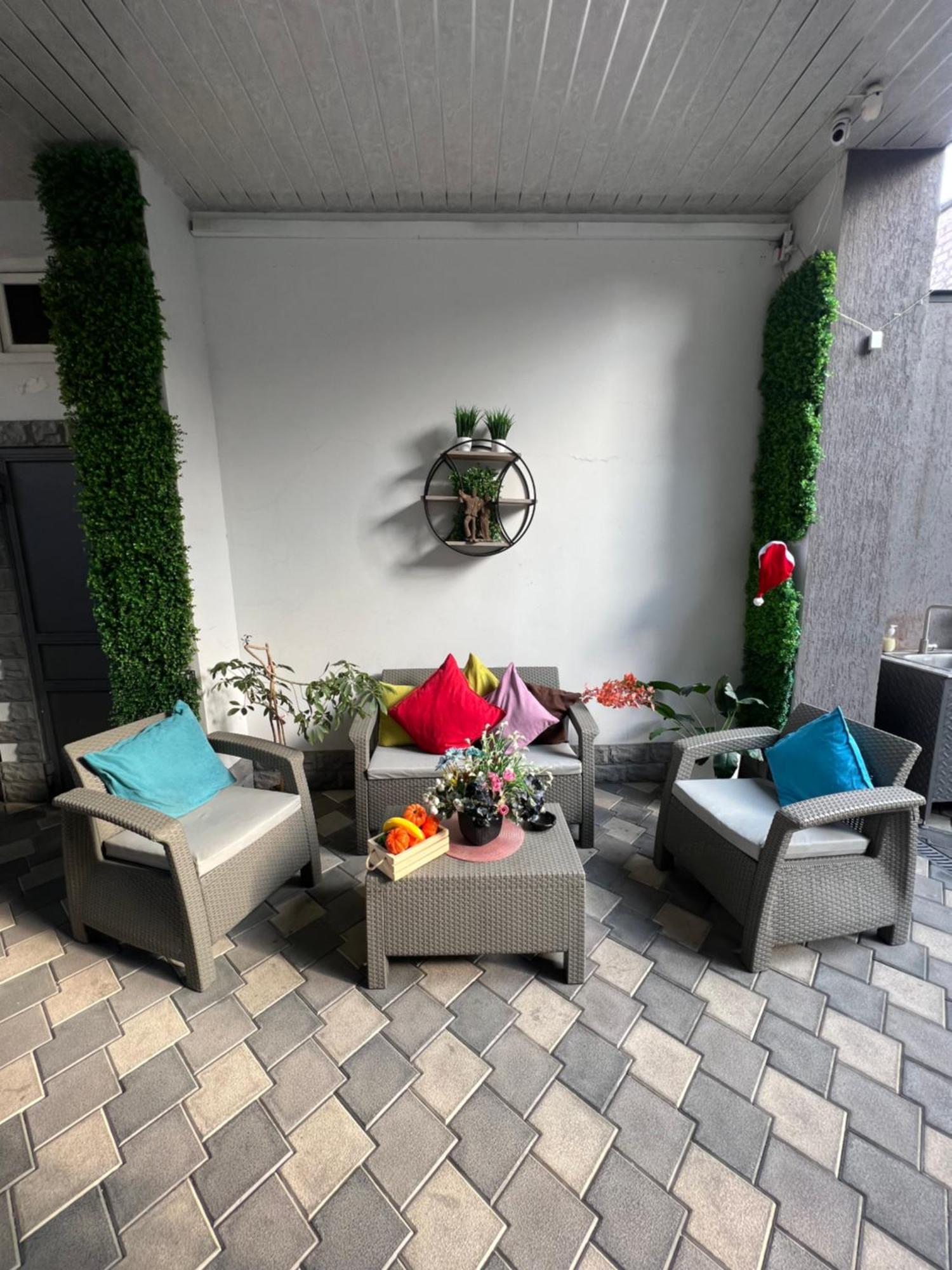 Cosy With Good Location Self Check In Apartment *