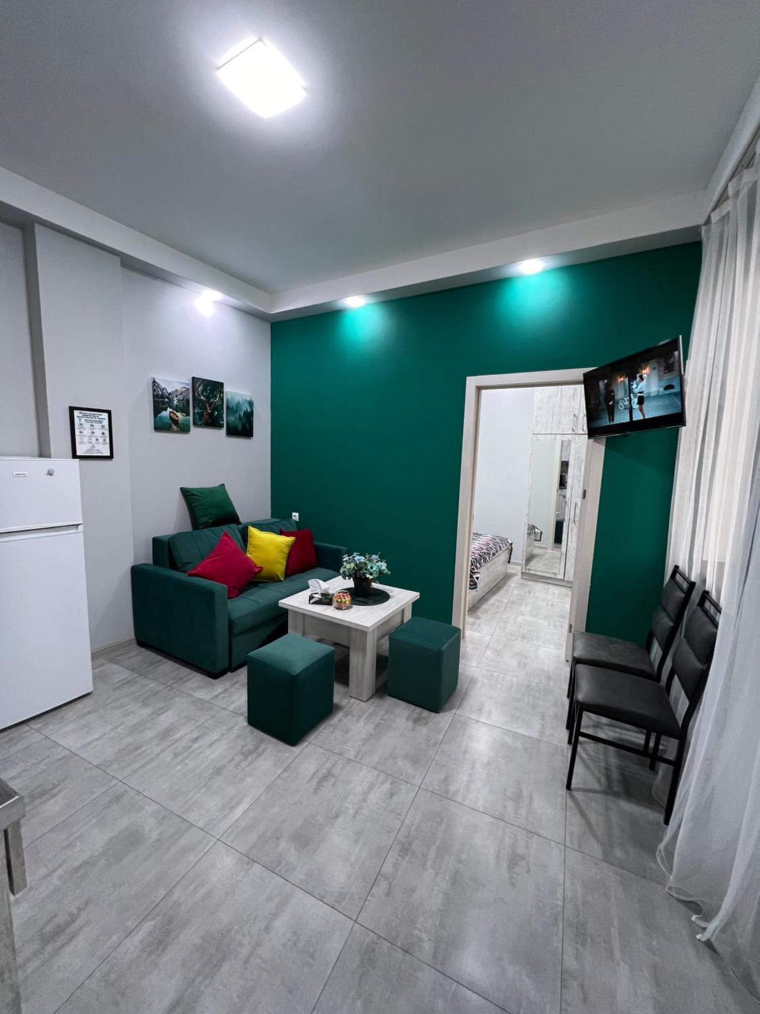 Apartment Cosy With Good Location Self Check In